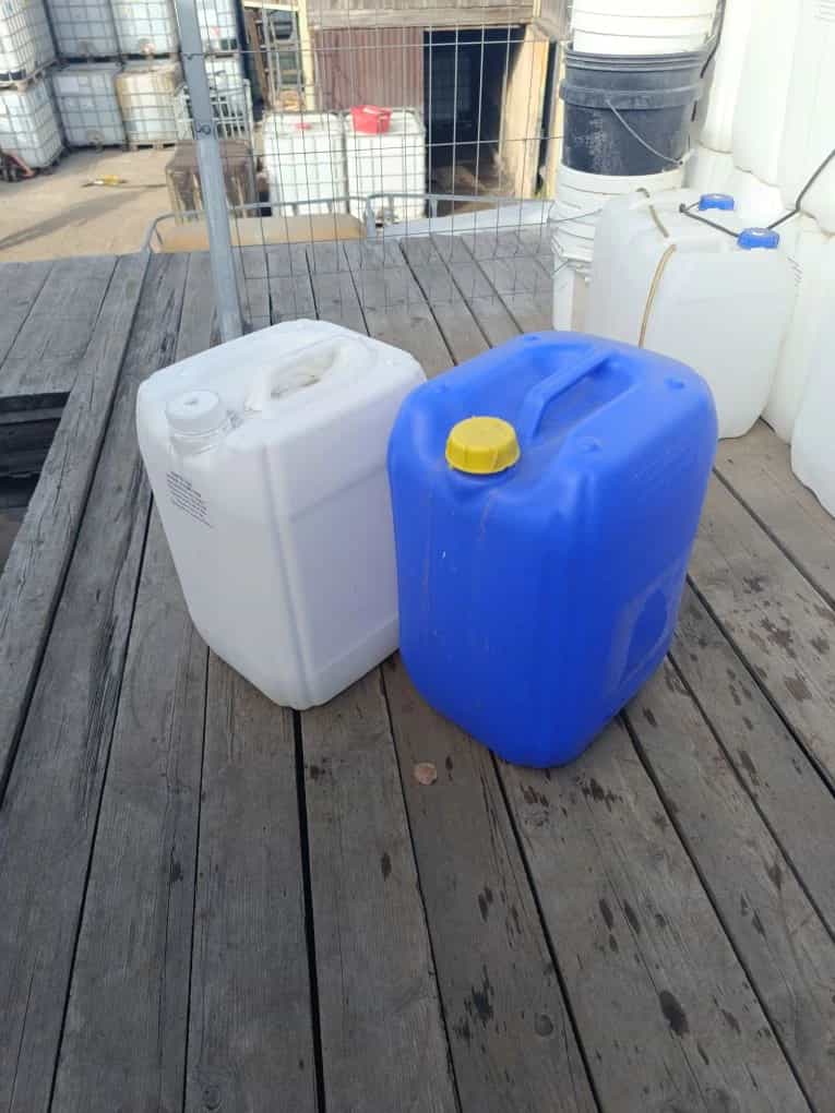 Пластиковые канистры